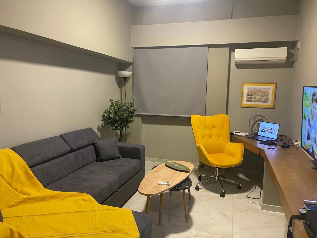 55 Fix Apartment *